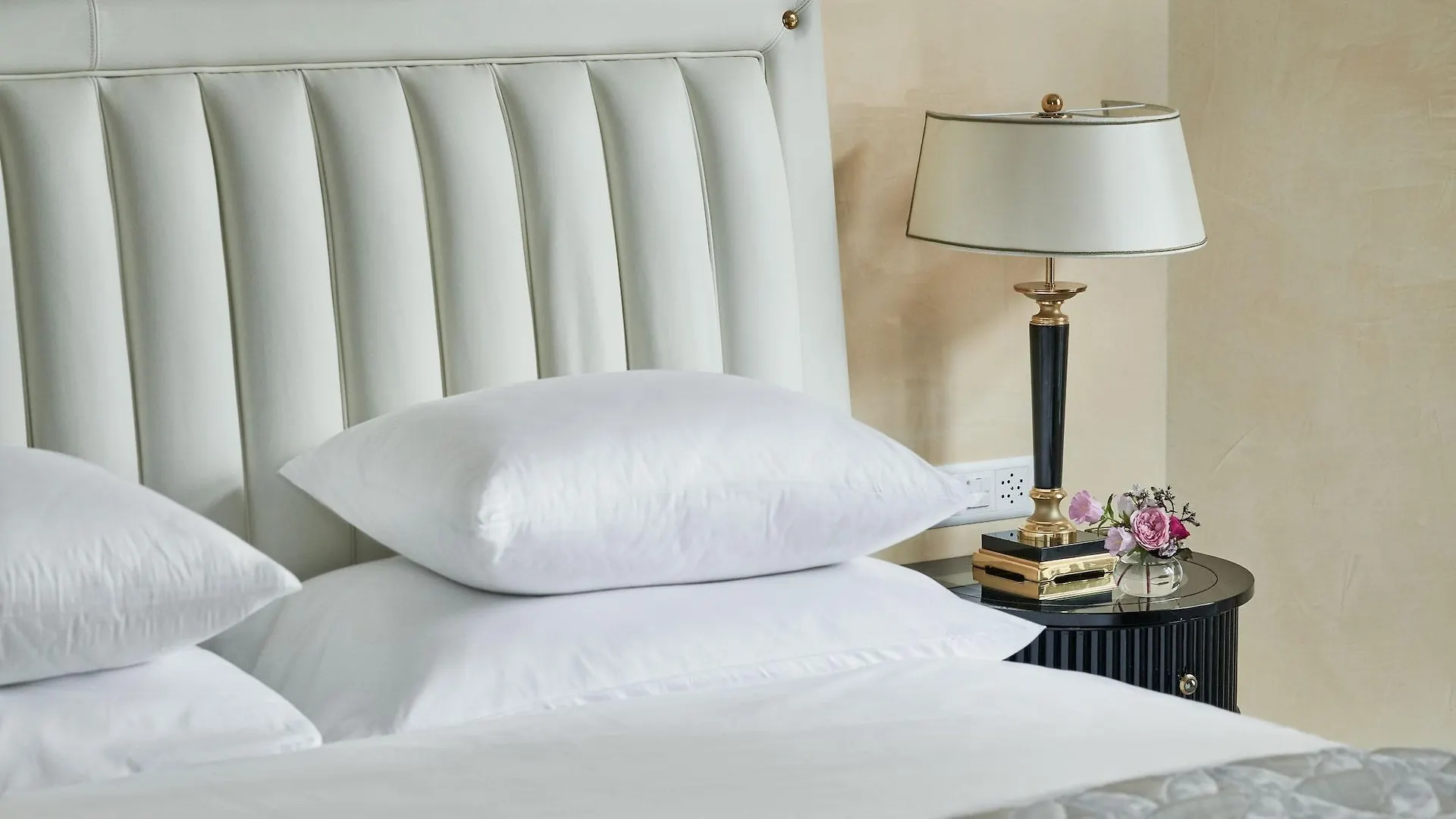 Savoy Baur En Ville Zurich Hotel